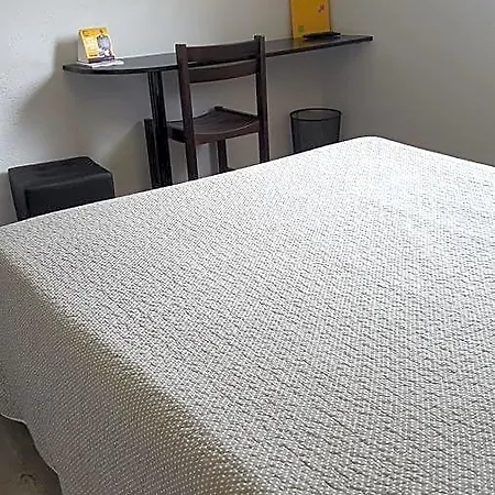 Audotel Hotel 2*