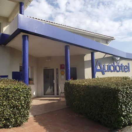 Audotel Hotel 2*